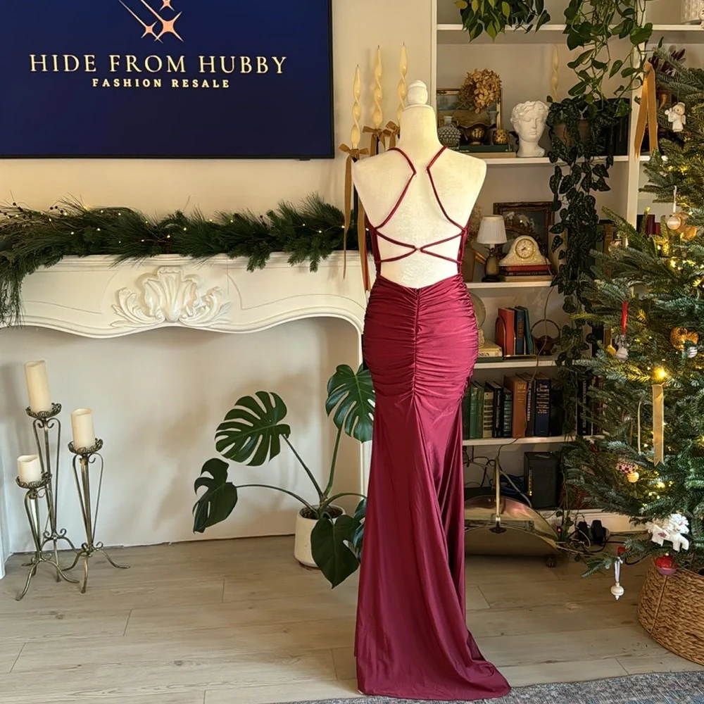 La Femme 29873 Strappy Open Back Shiny Jersey Fitted Gown - Picture 7 of 11